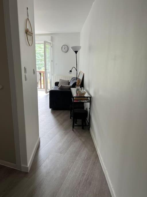 Apartment Flat *